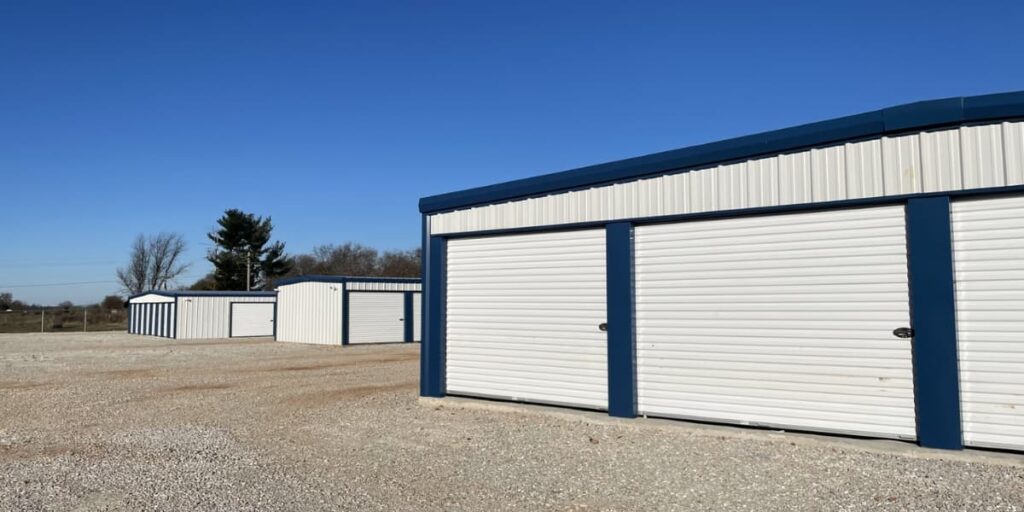 climate-controlled self-storage unit near Bolivar MO