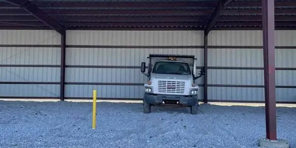 Storage Units Halfway MO | Storage Bolivar 10x20 Drive Up Storage Unit